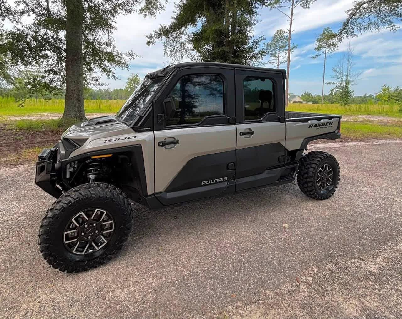 2024 Polaris Polaris Ranger XD 1500 Crew - photo 1 of 10